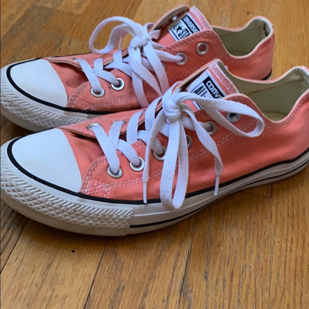 Coral Converse - W size 8.5 - great condition
